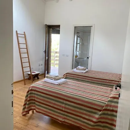 Ca Corniola Pensión Casa Stella